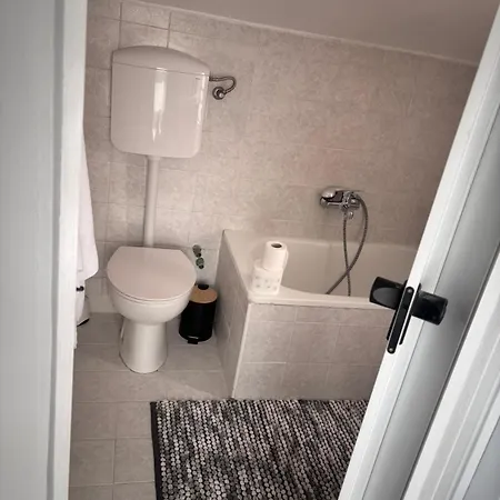 Da Betti E Luca Pensjonat